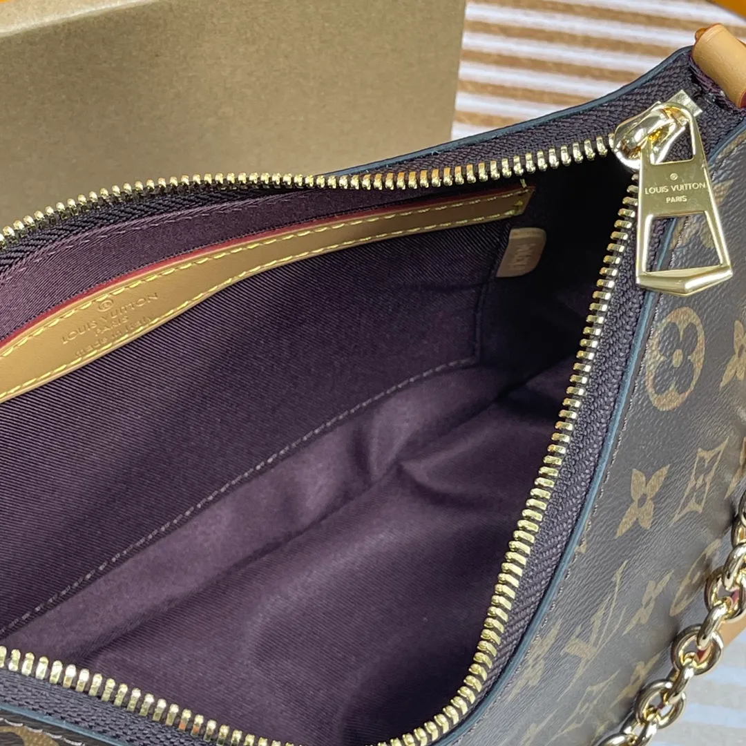 [Upgraded version] P560🐶Upgraded version, high quality, semi-steel hardware ❣️M45832/Changing leather🐶With complete packaging❣️BOULOGNE handbag The Boulogne handbag is made of classic Monogram canvas, equipped with double zippers and a spacious inner patch pocket that can accommodate an iPhone 12 Pro mobile phone. The adjustable shoulder strap allows it to be worn cross-body or over the shoulder, and can be removed to transform into a small chain bag or clutch. Dimensions: 29 x 16 x 9.5 cm