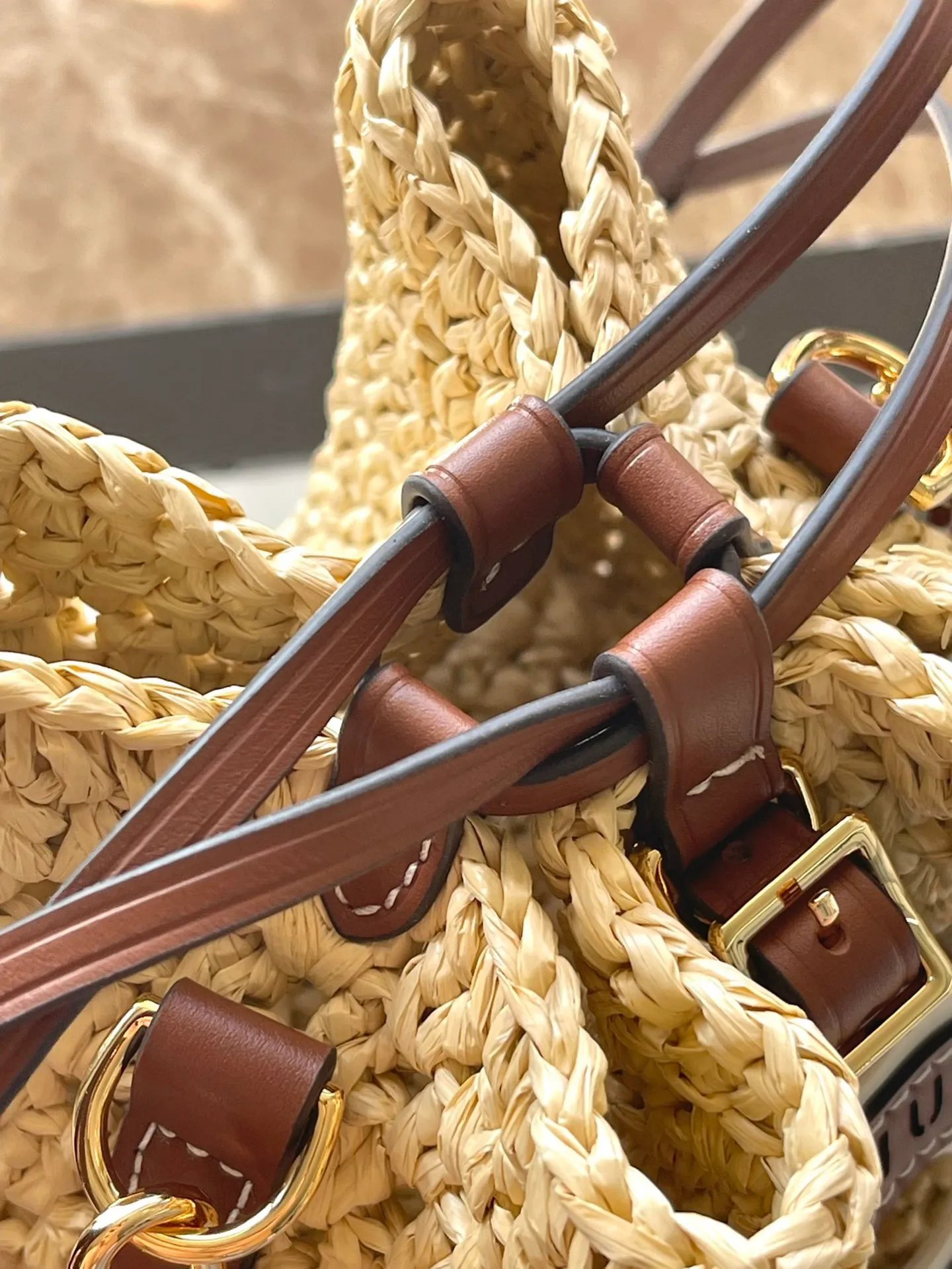💰1000 Top Original Order M83521 This NoePurse handbag is made of crocheted raffia with leather trim, and the drawstring design derived from the Noe handbag is used to gather the delicate structure. The shoulder straps and patches are detachable, allowing for a variety of carrying options and styling options. Dimensions: 11.5 × 12 × 11.5 cm