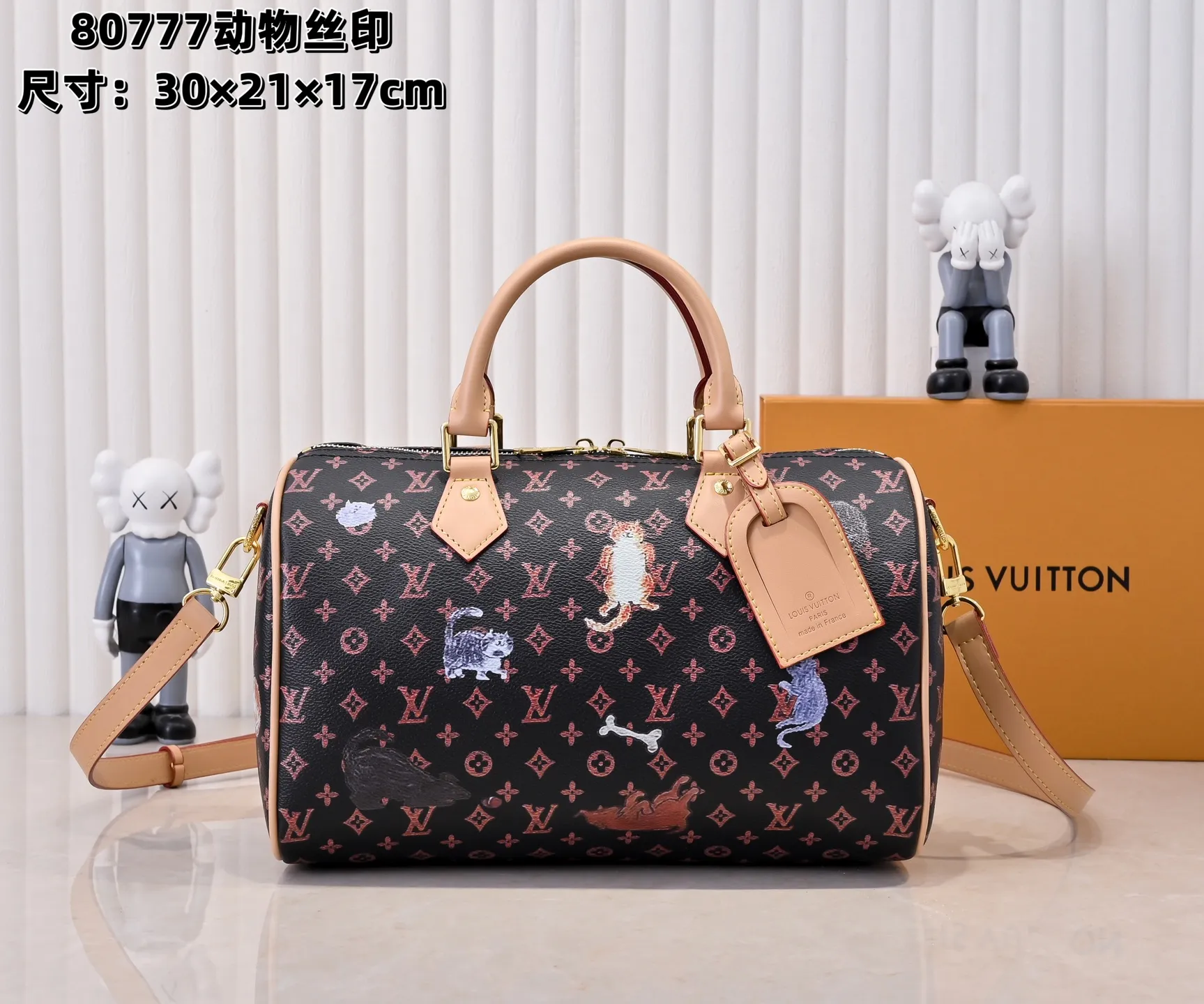 Batch 340💰M40391 80777 This Speedy Bandouliere 30 handbag draws inspiration from the brand's collection of Monogram canvas, Louis Vuitton's legendary collection. The cow leather trim highlights the traditional heritage. The rolled leather handle, engraved padlock and detachable shoulder strap continue the classic details, making it a good choice for urban life. • Size: 30X21X17cm