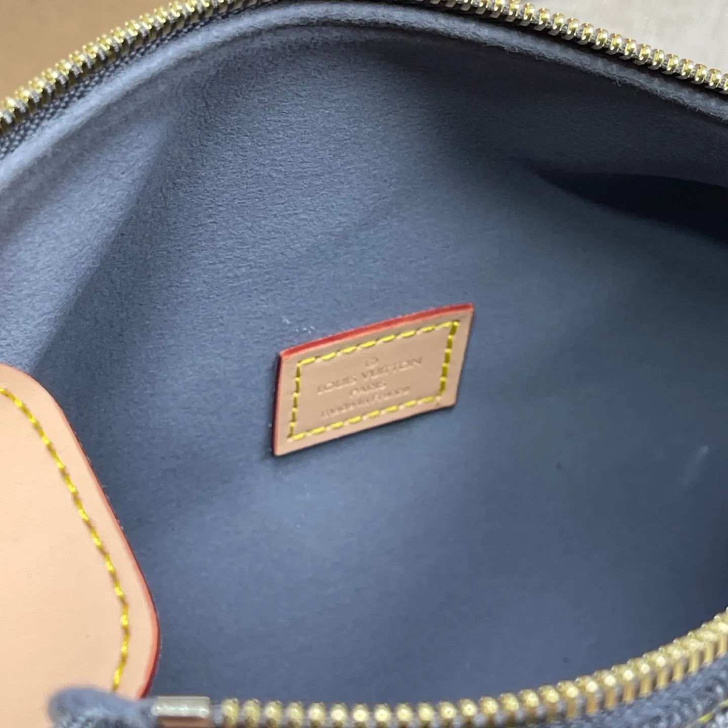 [Upgraded version] P580💰Upgraded version ·High quality·With complete packaging 🎁Model M13285🔆Lv Wangzhao’s new bag trunk Gu Ailing’s catwalk denim small soft box s is finally here!!!n Super western style upupup Search🔍Lv soft box (box) size 23*16