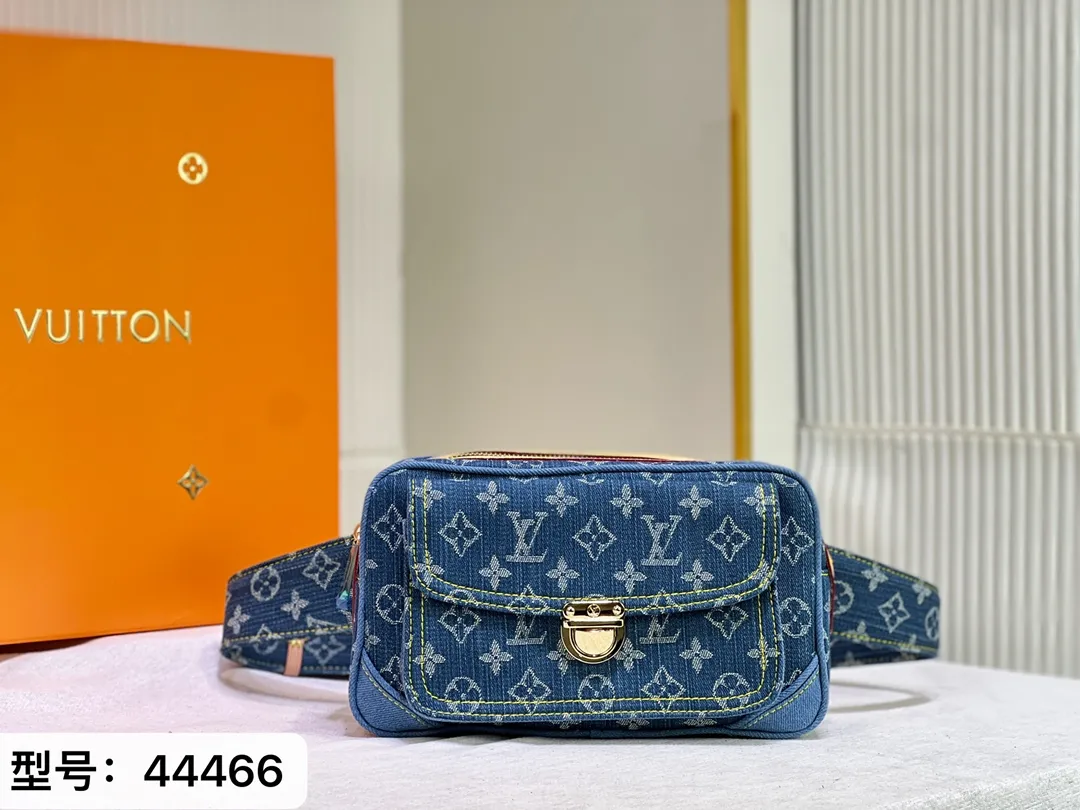 Batch 320💰denim with discolored yellow leather💥original Louis Vuitton denim series, high-end quality, full of praise, trendy style, super good tower clothes, same style as Yang Mi, medieval out-of-print limited edition, waist bag, size: length 25*width 6.5*height 15, style number: 44466