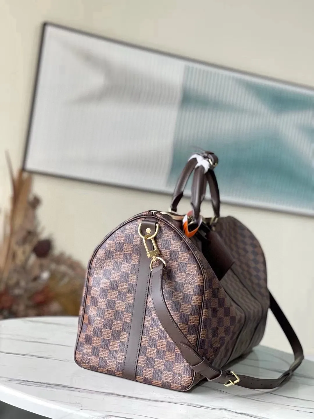 💰1000 (50 size) top original order M41416 coffee grid with spacious capacity and flexible use. Durable, safe and reliable. Fashionable style, mature and stable. Features a secure double zipper and padlock, making it perfect for business or pleasure. Dimensions: 50 × 29 × 22 cm.