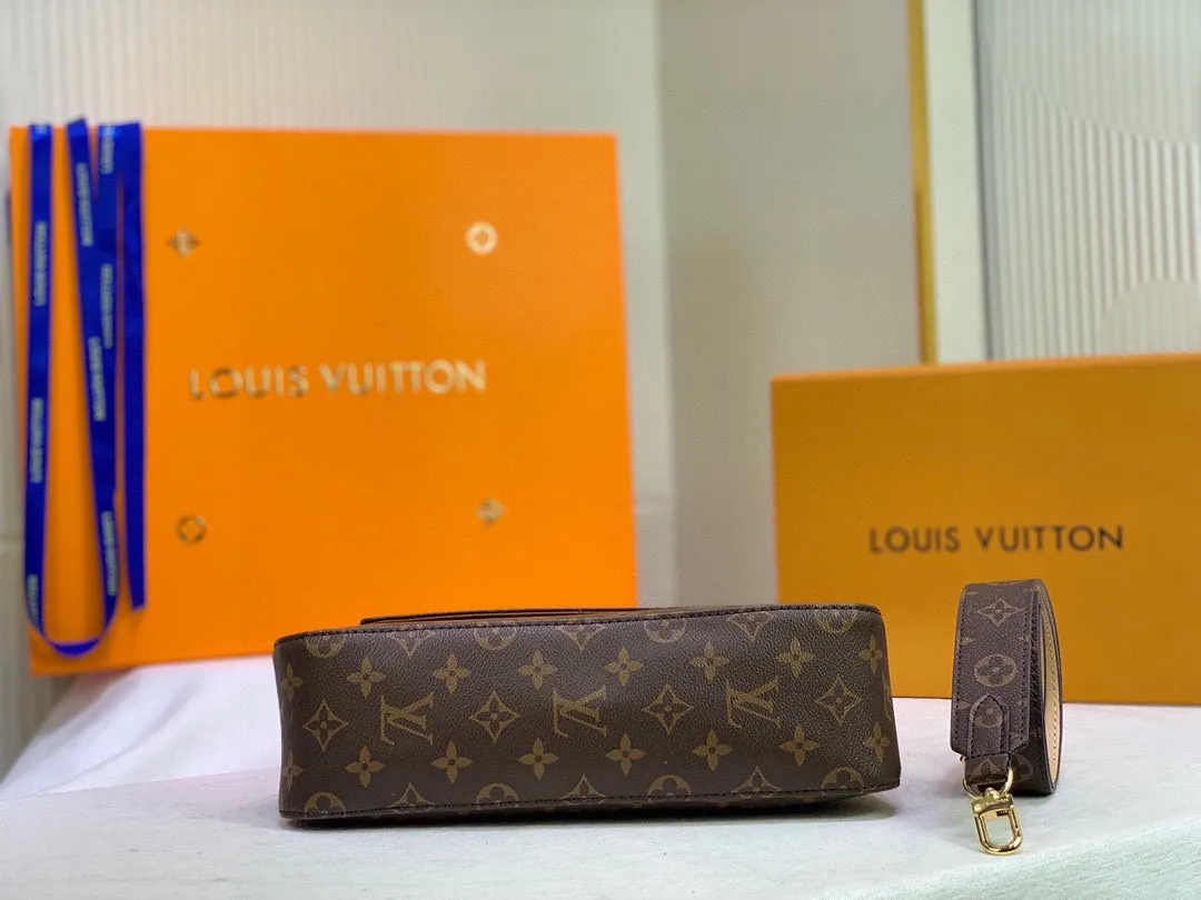 Batch 300💰🔥supermodel bella’s same style🔥🔥LV round handle shoulder bag! 51147 exclusive ⛱️delivery wide shoulder strap! 🔥A very attractive and practical bag! ! looping series A rare round handle shoulder bag from Lvjia! Very chic ❤️❤️ The inside is made of brown cloth, so you won’t be afraid of aging no matter how long you store it! The capacity is sufficient. You can recite the style of a big name in minutes. Size: 28-18-9 without handle