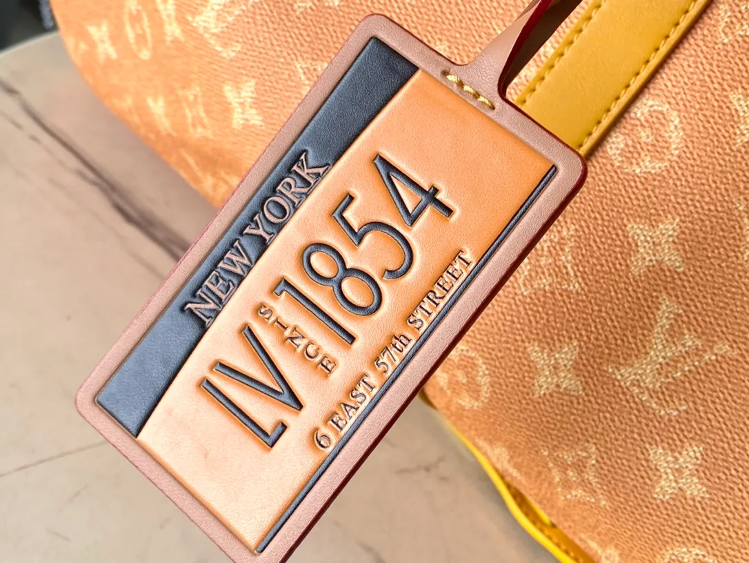 💰1340 Top original order M13186 Louis Vuitton LV 24FW Monogram new presbyopic bag Louis Vuitton LV 24FW New Monogram yellow presbyopic yellow presbyopic series Messenger messenger bag Montsouris satchel Keepall 55 travel bag multiple classic styles. Dimensions: 55 x 27 x 20 cm