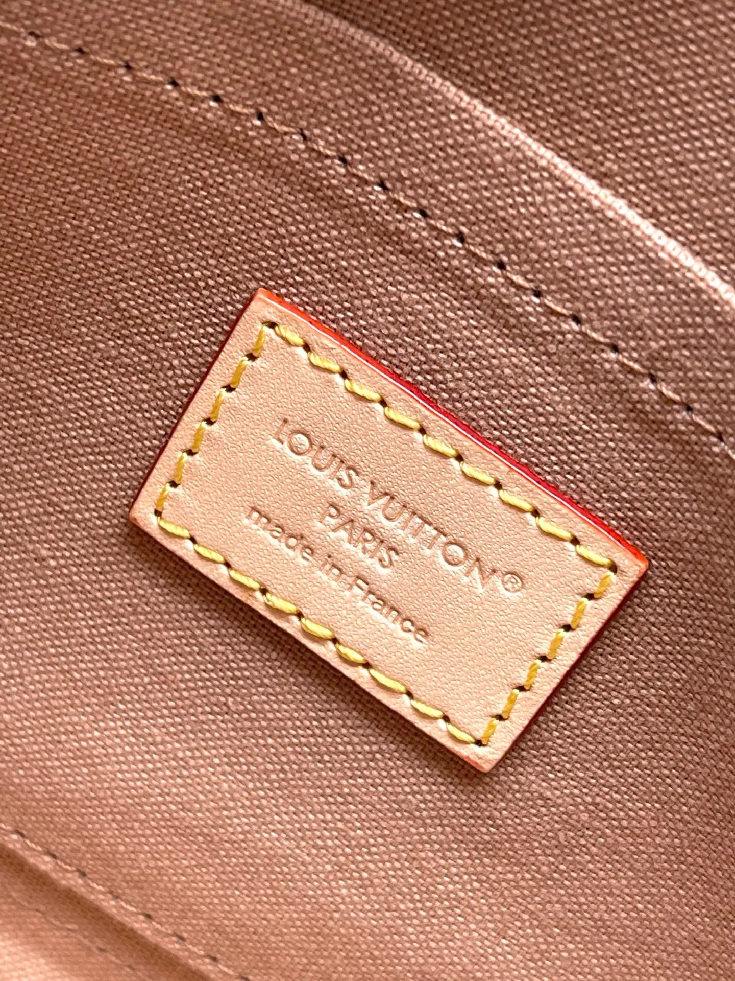 💰1160 Top original model Alma mini handbag Model: M25529 Material: Grade A all-steel hardware, imported original fabric Size: 18*12*8CM