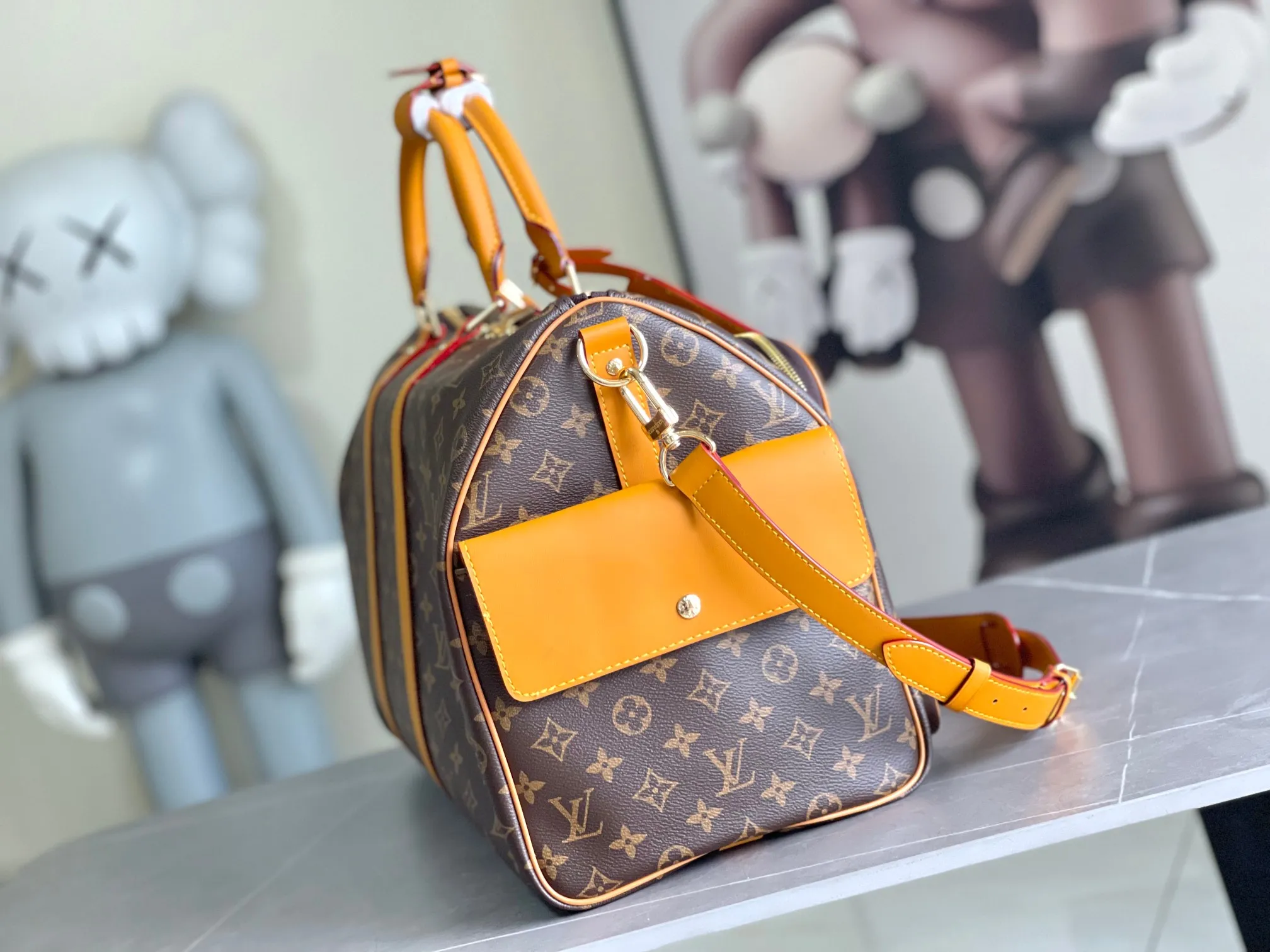 💰1740 Top original order M14735 KEEPALL BANDOULIÈRE 50 travel bag This Keepall BANDOULIÈRE travel bag is made of Damier Salt full first-layer cowhide, using first-layer cowhide leather travel bagoo [handshake] [handshake] to give the large plaid rough texture. The generous capacity lives up to its name, making it perfect for weekend getaways or short trips. Detailed features 50 x 29 x 23 cm.