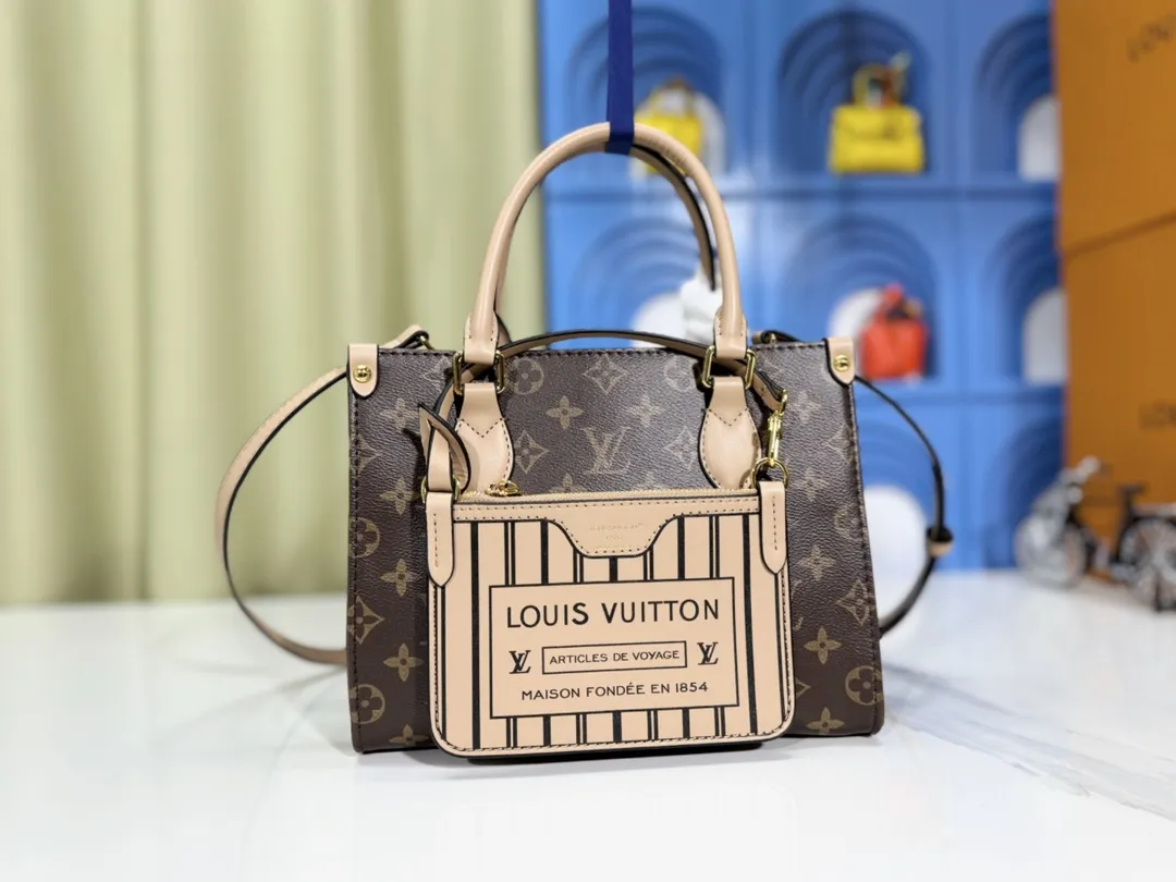 P260💰Upgraded original version 🔥New model🔥M45659 M46373 M44571 This OnTheGo small handbag is made of Monogram and Monogram Reverse canvas, with the Monogram Giant pattern embellished on it. The Toron handle and the jacquard textured shoulder strap decorated with the brand's logo create a visual contrast, and the detachable coin bag is suitable for storing change or small items. It combines fashionable charm with various functions, making it a good daily companion. 25.0 x 19.0 x 11.5 cm (length x height x width)