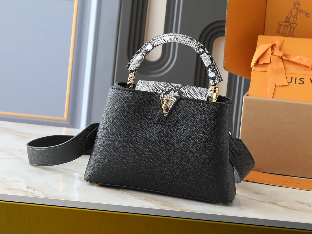 💰340💰Guangzhou goods Upgraded original M80071 M80041 M81410 M81258 M98477 This Capucines handbag displays the subtle sheen of the delicate Taurillon leather and python leather handles, embellished with iconic letters. The detachable wide shoulder strap allows the compact size to be worn on the shoulder or cross-body. Dimensions: 27.0 x 17.3 x 9.0 cm