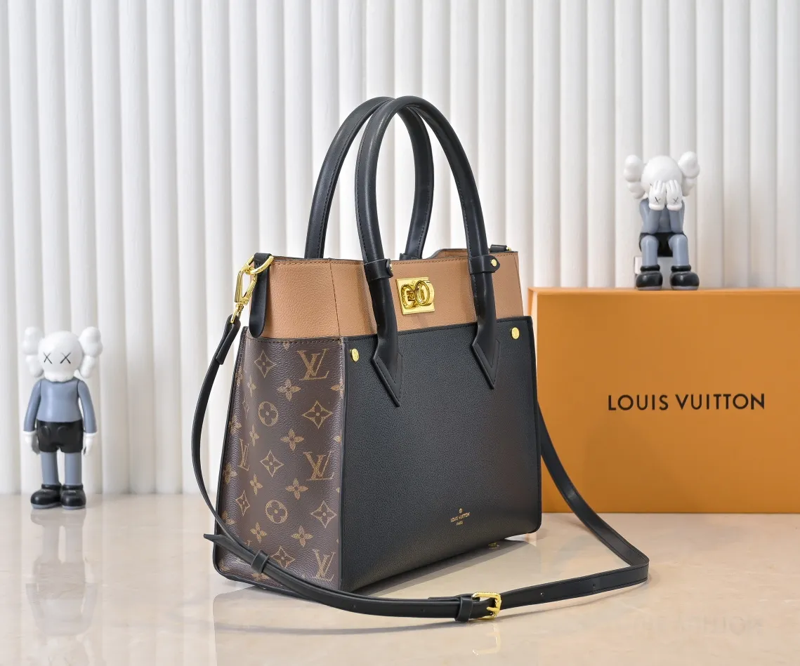 💰360💰Upgraded original [M53826 black embroidery M53825 apricot embroidery M53824 MM53823 presbyopia with black]🔥On My Side handbag shows the elegant fusion of calfskin and classic Monogram canvas. Contrasting canvas shapes the large outer pocket, creating a trompe l'oeil effect as if two handbags merge into one. Plenty of space can easily accommodate office needs, and the adjustable shoulder strap allows for a cross-body style. Dimensions: 30.5 x 24.5 x 14 cm (Length x Height x Width) - Calfskin and Monogram coated canvas - Cowhide leather trim - Microfiber lining - 2 top handles for hand or elbow carry - Adjustable shoulder strap for shoulder or cross-body wear - Lock closure - 2 outer pockets with magnetic closure - Zip pocket - 1 patch pocket