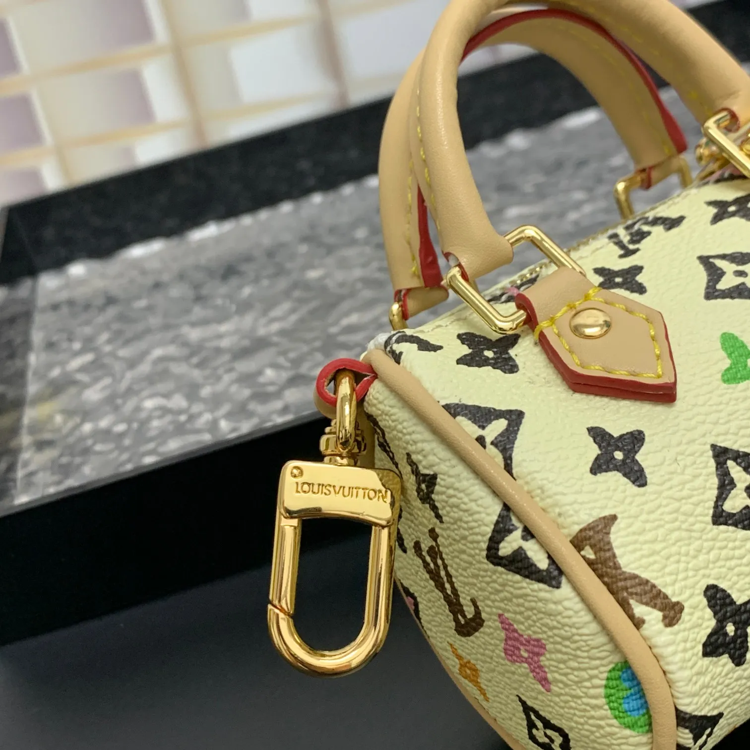 💰200 shipped😍 MINI KEEPALL bag charm and keychain ☀️Louis Vuitton Louis Vuitton lv mini pillow bag pendant ☀️This Mini Keepall bag charm and keychain condenses the classic handbag configuration, boldly showing the spirit of adventure. Monogram canvas with LV inscribed hook buckle, whether hung on a belt or handbag, its zipper closure and built-in keychain ensure secure storage