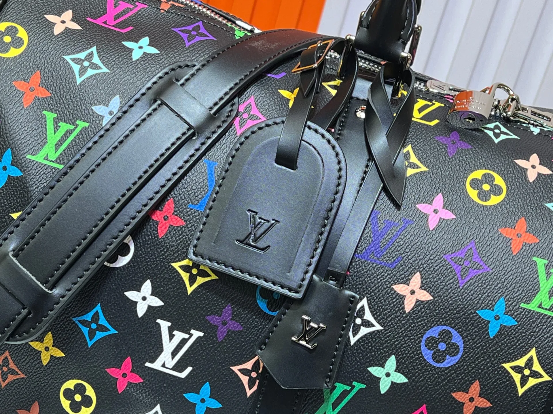 Batch 420💰New arrival M13745 41416 black color white color 33 color series LV2025 spring and summer and Takashi Murakami joint model Fashion is a cycle to celebrate the 20th anniversary of the joint name Size: 50.0X29.0X23.0cm
