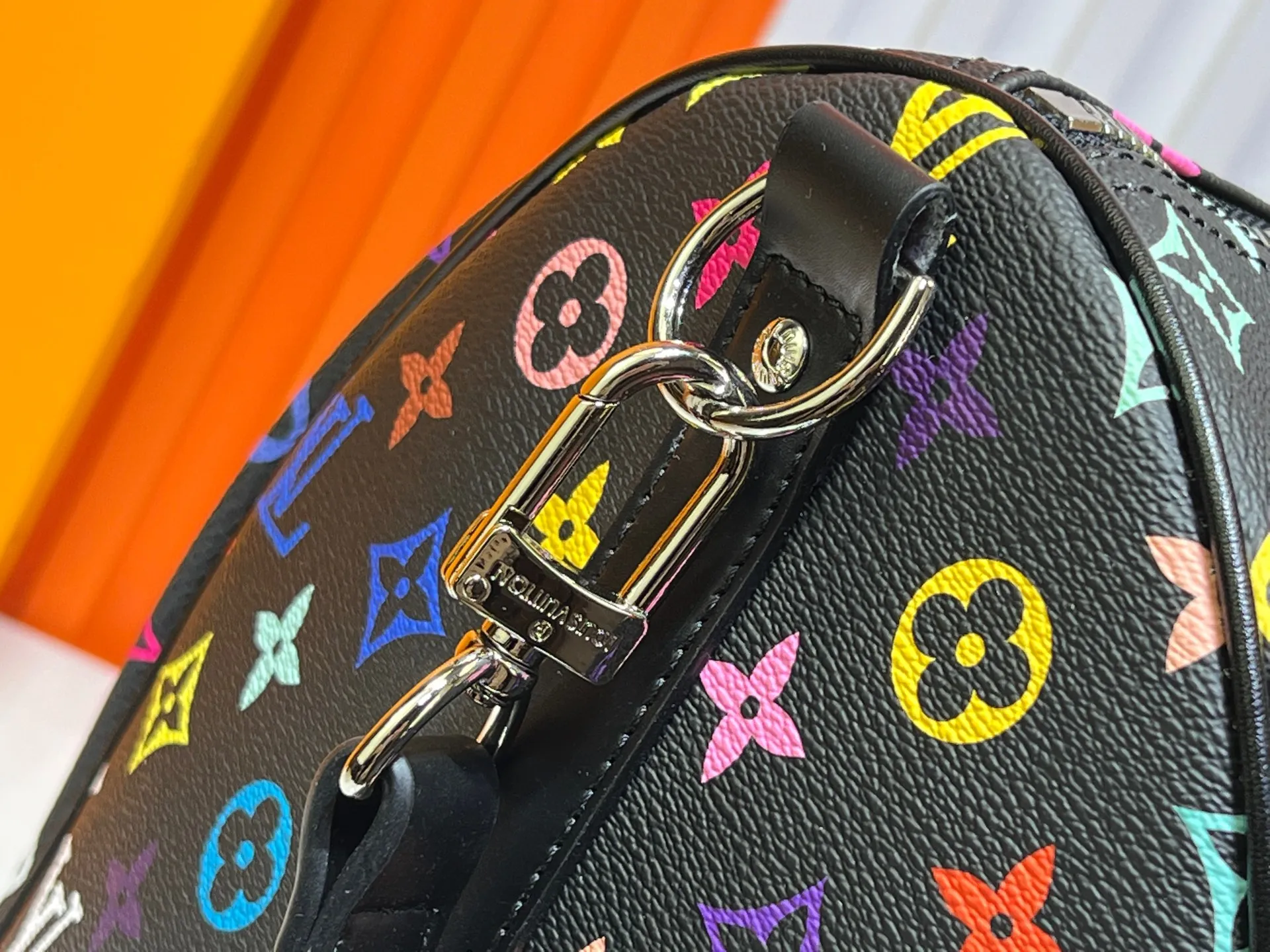 Batch 420💰New arrival M13745 41416 black color white color 33 color series LV2025 spring and summer and Takashi Murakami joint model Fashion is a cycle to celebrate the 20th anniversary of the joint name Size: 50.0X29.0X23.0cm