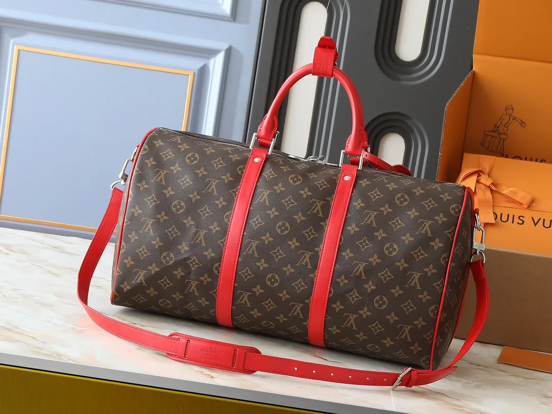💰320💰Upgraded original M46771 yellow M46775 purple M46772 blue M46769 red M46770 orange M46774 green M46773 rose red This Keepall Bandoulière 50 travel bag is made of Monogram Macassar canvas, which simultaneously renders bright colors for the side straps, nameplate, fabric lining and top leather handle. The size of your carry-on luggage hides plenty of space. 50.0 x 29.0 x 23.0 cm (length x height x width)