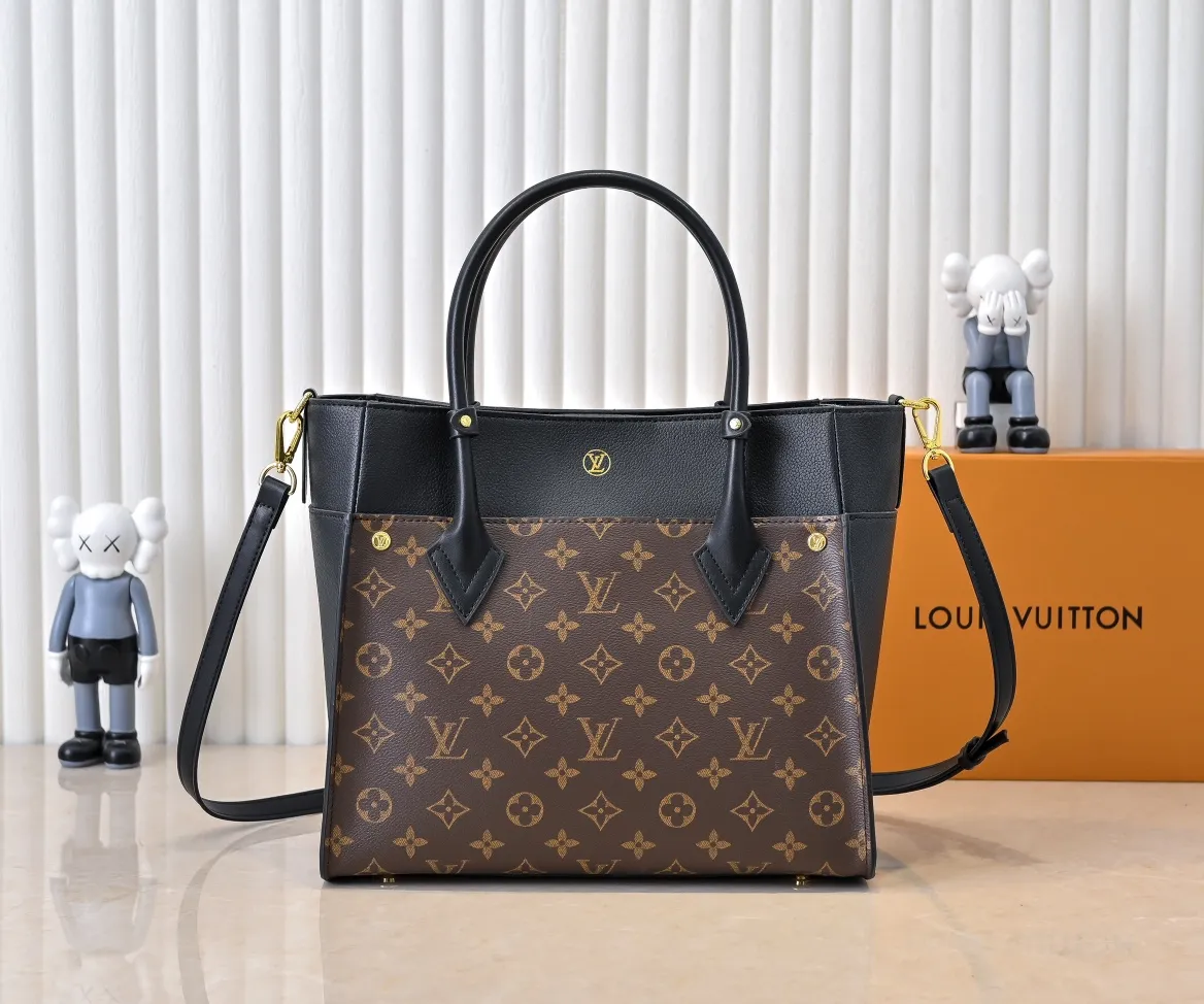 💰360💰Upgraded original [M53826 black embroidery M53825 apricot embroidery M53824 MM53823 presbyopia with black]🔥On My Side handbag shows the elegant fusion of calfskin and classic Monogram canvas. Contrasting canvas shapes the large outer pocket, creating a trompe l'oeil effect as if two handbags merge into one. Plenty of space can easily accommodate office needs, and the adjustable shoulder strap allows for a cross-body style. Dimensions: 30.5 x 24.5 x 14 cm (Length x Height x Width) - Calfskin and Monogram coated canvas - Cowhide leather trim - Microfiber lining - 2 top handles for hand or elbow carry - Adjustable shoulder strap for shoulder or cross-body wear - Lock closure - 2 outer pockets with magnetic closure - Zip pocket - 1 patch pocket