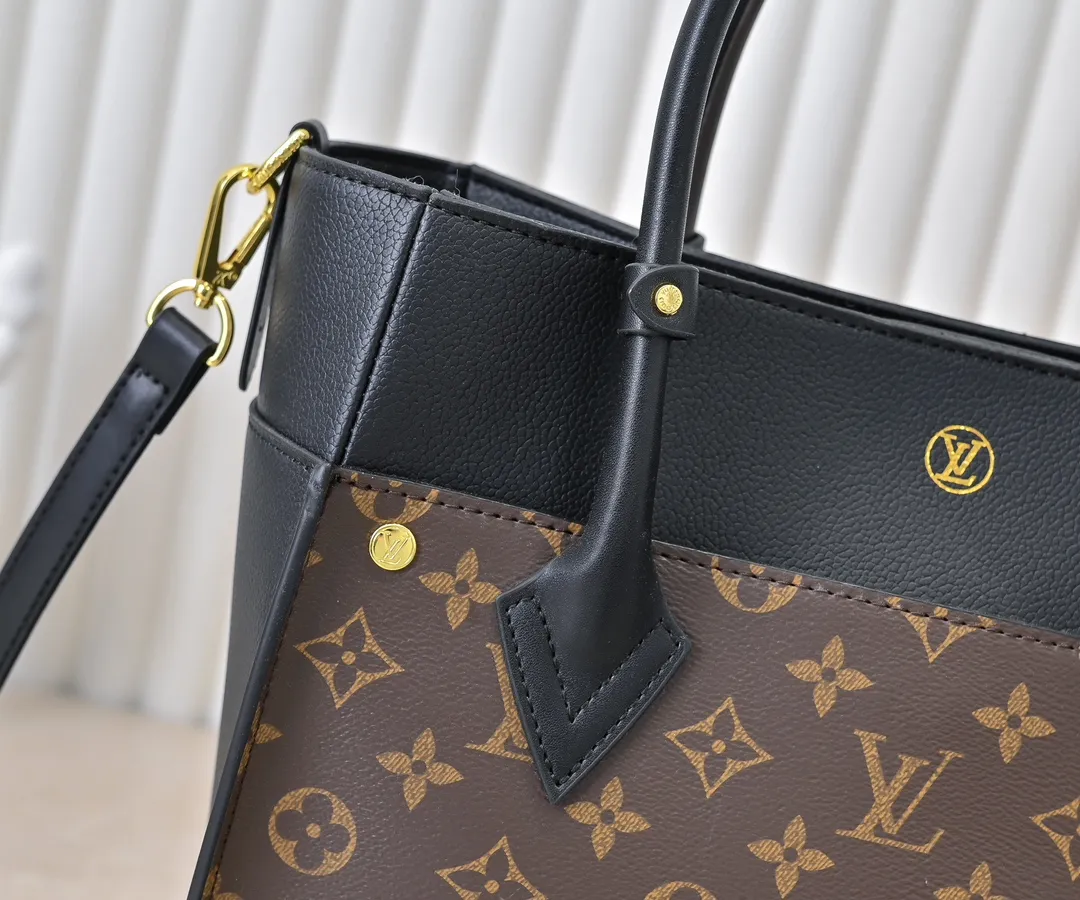 💰360💰Upgraded original [M53826 black embroidery M53825 apricot embroidery M53824 MM53823 presbyopia with black]🔥On My Side handbag shows the elegant fusion of calfskin and classic Monogram canvas. Contrasting canvas shapes the large outer pocket, creating a trompe l'oeil effect as if two handbags merge into one. Plenty of space can easily accommodate office needs, and the adjustable shoulder strap allows for a cross-body style. Dimensions: 30.5 x 24.5 x 14 cm (Length x Height x Width) - Calfskin and Monogram coated canvas - Cowhide leather trim - Microfiber lining - 2 top handles for hand or elbow carry - Adjustable shoulder strap for shoulder or cross-body wear - Lock closure - 2 outer pockets with magnetic closure - Zip pocket - 1 patch pocket