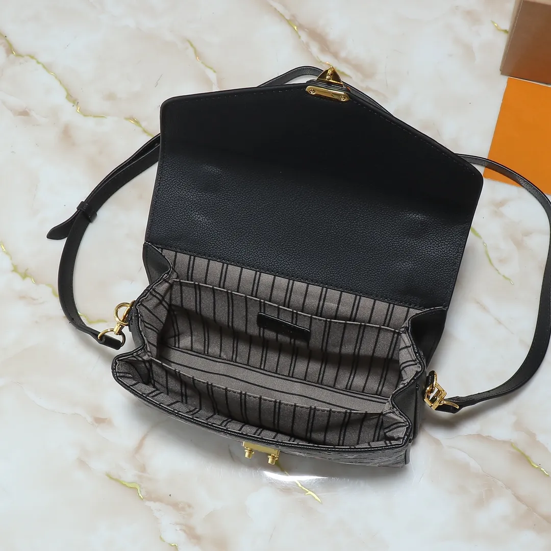💰260💰Upgraded from the original M40780 M41487 Takashi Murakami co-branded POCHETTE MÉTIS handbag. The Pochette Métis handbag interprets the classic college backpack with a restrained yet ingenious design. Soft Monogram Empreinte leather creates a compact and flexible structure that hides plenty of space. Dimensions: 25 x 19 x 7 cm (length x height x width)