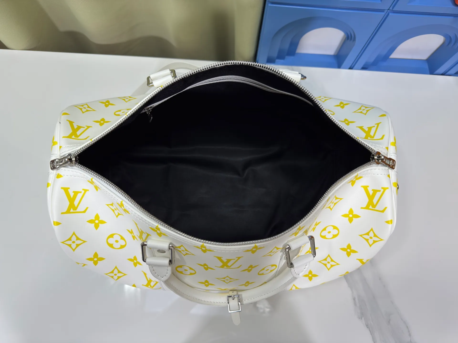 P340 M41418 New “louis vuitton’Iv travel bag travel bag louis vuitton High-definition hardware logo and inner compartment! Special lining. Smooth zipper and exquisite workmanship. A must-have for men. Size: 45x27x20.