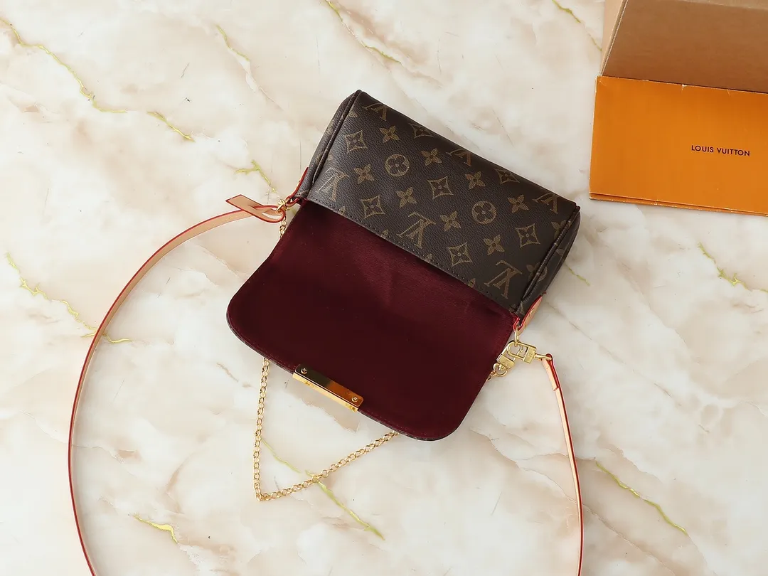💰160💰Upgraded original M40717 presbyopic N41277 white check N41276 brown check This is a small and lightweight handbag made of Monogram canvas. It is a classic style that you can carry on any occasion. The magnet adsorption buckle is more convenient to use. Dimensions: 24.0 x 14.0 x 5.0 cm (length x height x width)