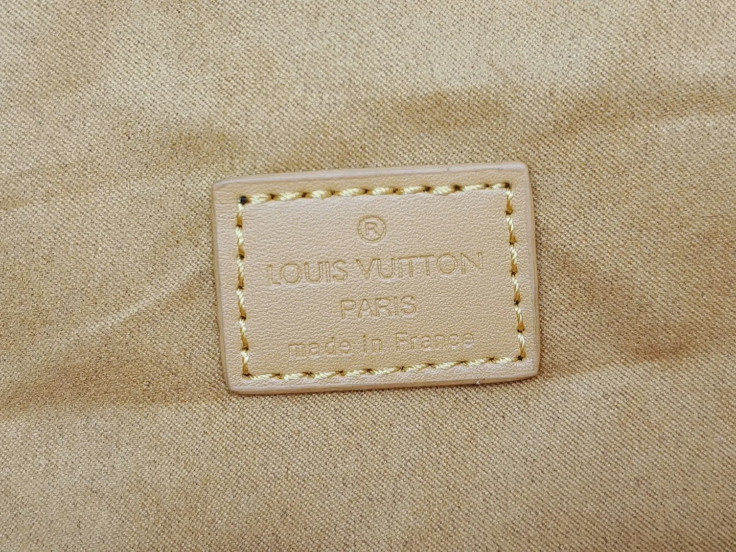 P340💰m13186louisvuitton lv 24fw monogram new presbyopic bag louis vuitton Iv 24fw new monogram yellow presbyopic yellow presbyopic series messenger bag montsouris shoulder bag kepall 50 travel bag multiple classic styles Size: 50x29x23cm