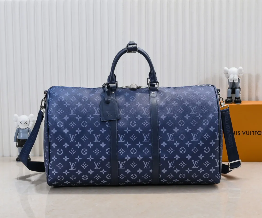 Batch 460M11558 41416 41414 Black Gradient Blue Green Louis Vuitton LV 24FW Monogram New Presbyopic Bag Louis Vuitton LV 24FW New Monogram Black Presbyopic Gradient Blue Presbyopic Series Messenger Messenger Bag Montsouris Satchel Keepall 55 Travel Bag Multiple Classic Styles Size: 55X27X20CM