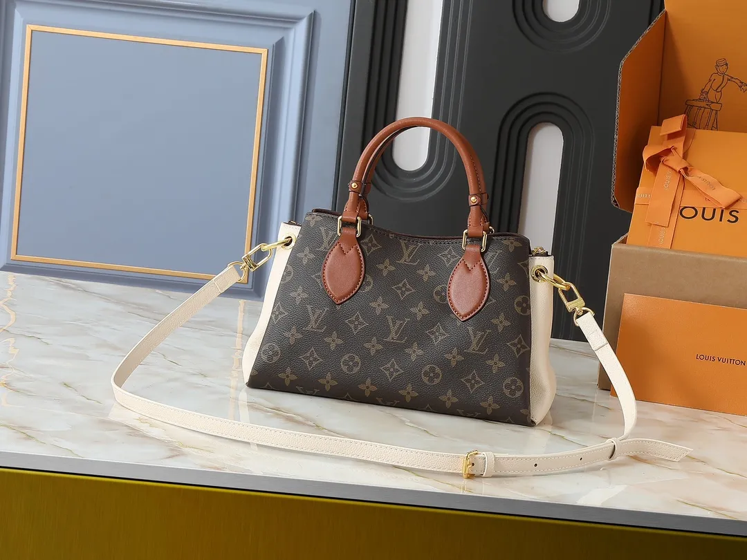 💰Large 150. Small 280💰Upgraded original M46508 M46507 black, off-white, latest model in 2025. This model is made of Monogram canvas with zipper design. The handbag is from the current season. It is made of cow leather to create a soft and ample storage space. It is equipped with leather handles, leather and detachable shoulder straps. It can be switched between handbag, elbow and crossbody. Length, height and width Large size: 36✘25✘15 Small size: 26✘20✘10