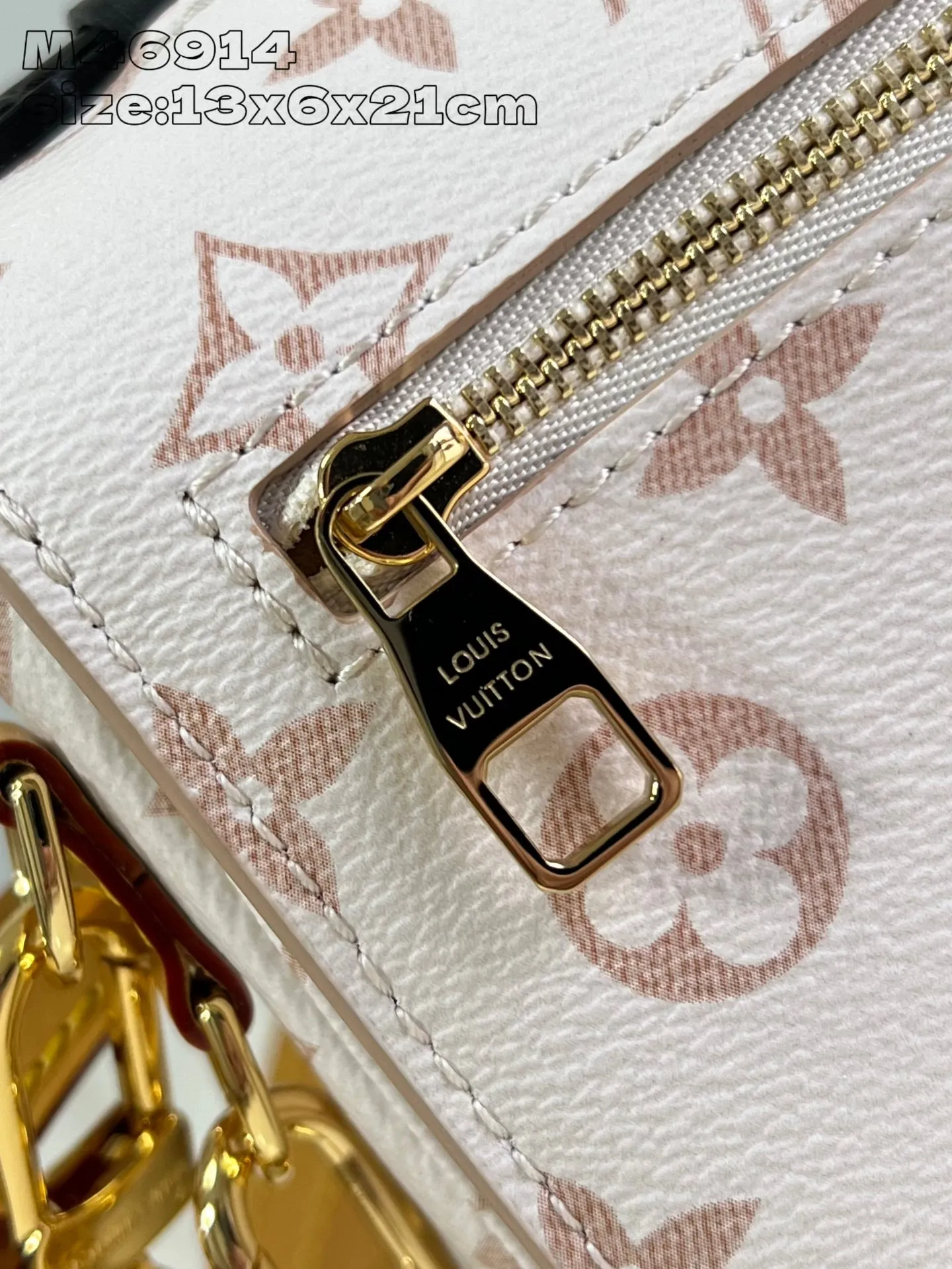 💰1000 top original order [Exclusive real shot M46914 white flower] This Pochette Métis East-West handbag is covered in Monogram Dune canvas and appears in the 2024 early spring show in soft dune colors. The delicate chain and leather shoulder strap are detachable, and the top leather handle enriches carrying options. 13.5 x 6 x 21.5 cm (height x width x length)