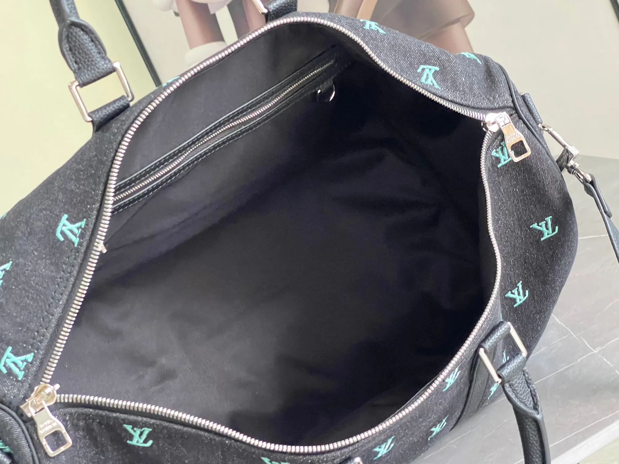 💰1480 (top layer leather) top original order M13966 transcoding chip canvas flower series LV2025 spring and summer and Takashi Murakami joint model Fashion is a cycle to celebrate the 20th anniversary of the joint name Size: 50.0X29.0X23.0cm