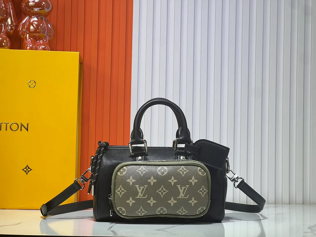 Batch 280💰Upgraded original M12627 khaki presbyopia, black grass green 46271 black flower This Keepall Bandoulière 25 handbag is made of grain leather with suede details and distressed metal parts. The Monogram canvas outer bag is opened with a cord zipper puller, making it easy to access and place your belongings. Removable and adjustable leather shoulder strap provides comfortable shoulder carrying experience. Length, height and width: 25x15x11cm