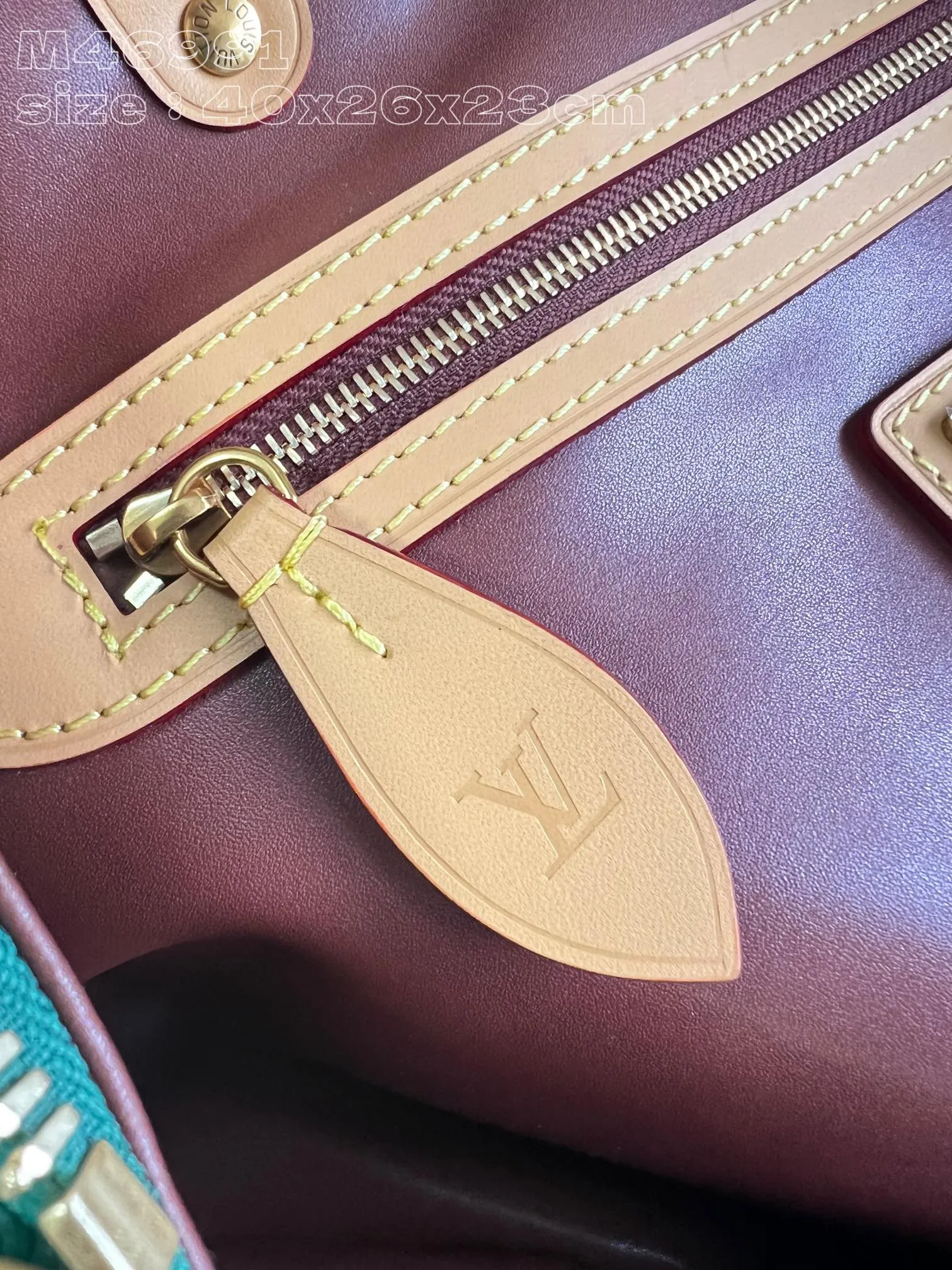 💰2740 Top-quality original individual real shot M46991 Green】This Speedy P18 Bandoulière 50 Monogram Leather handbag is made of soft grained cow leather wrapped with sheep leather lining. The silk-screened Monogram pattern presents the blurred look of canvas printing, expressing the new season's ingenuity of creative director Pharrell Williams. 50x 32 x 29 cm (length x height x width) [Warm reminder: This model is too large and does not fit in the packaging]
