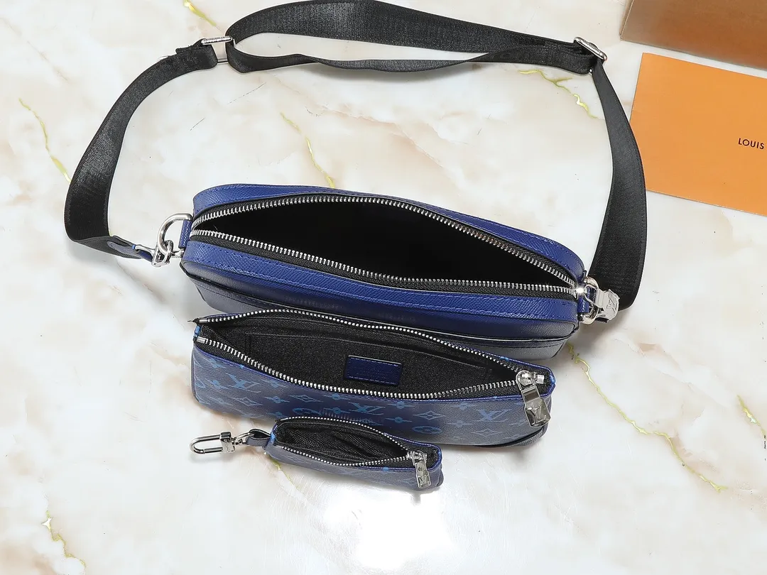 💰260💰Upgraded from the original M14069 M11648 M11645 M24754 M46603 M46602 M46604 M69443 This Trio messenger bag is made of Monogram embossed cow leather. The zippered front pocket and the small coin purse on the shoulder strap are both detachable, enriching the functional design with the main compartment. The removable and adjustable jacquard fabric shoulder strap is marked with the brand's logo for comfortable shoulder and cross-body wear. Size: 25×18.5×7cm
