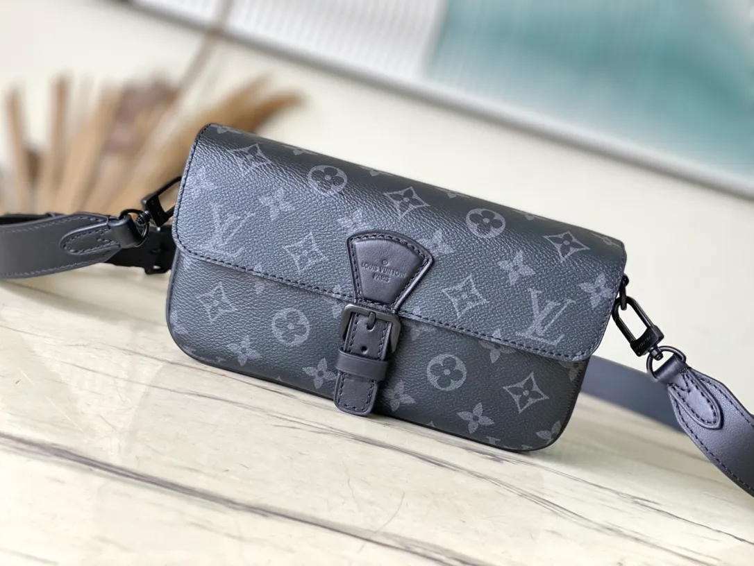 💰900 Top Original Order M83567 Black Flower This model: The Montsouris mini handbag is inspired by the Montsouris handbag in 1994. It is made of Monogram Eclipse canvas and has a slender configuration, with the iconic buckle on the front equipped with a magnetic buckle. It has multiple interior pockets and compartments, and a detachable and adjustable shoulder strap for easy shoulder or cross-body wear. Dimensions: 22 × 12 × 6 cm