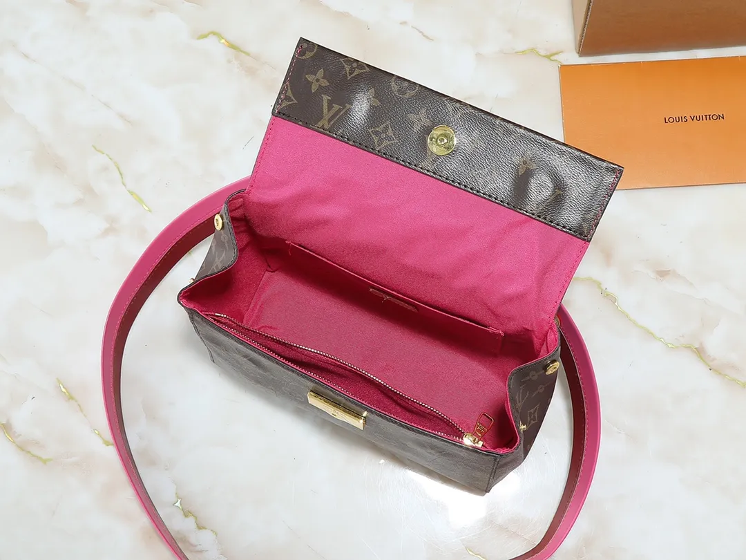 💰260💰Upgraded from the original M42738 M44863. The pure structure and silhouette of this CLUNY BB handbag will never go out of style, and the straps adopt bright colors that are popular nowadays. The Cluny bag is very practical and is the ideal business bag. The top handle can meet the different requirements of hand carry and elbow carry, and the removable shoulder strap can also meet the requirements of shoulder carrying. Magnetic clasp keeps personal finances safely stored. 28.0x 20.0x 10.0cm