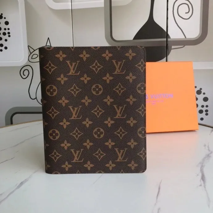 P140💰 4070🔥Hot model Extra large check holder Notebook cover 6 card slots Cowhide ➕ Lv special fabric, with box Size about 18cm Number: 20100/21065