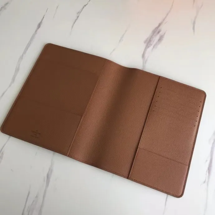 P140💰 4070🔥Hot model Extra large check holder Notebook cover 6 card slots Cowhide ➕ Lv special fabric, with box Size about 18cm Number: 20100/21065