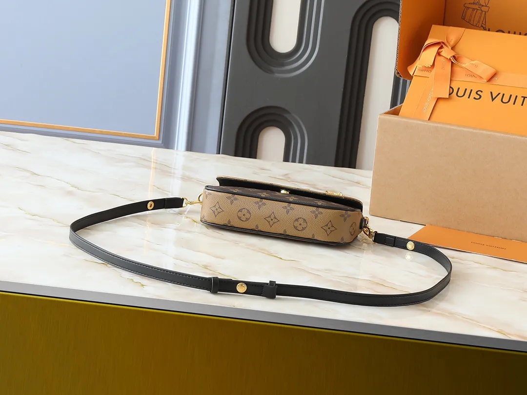💰180💰Upgraded from the original M26587 M82211 M82210 M14225 M81911 This Wallet on Chain Ivy handbag is embossed with a large Monogram pattern on the surface of Monogram Empreinte grain leather, adding a trendy choice for daily travel and evening occasions. Cleverly using a short chain and a detachable and adjustable leather shoulder strap, it can be worn handheld, on the shoulder, or as a crossbody. Dimensions: 23.5 x 12.0 x 4.3 cm (length x height x width)