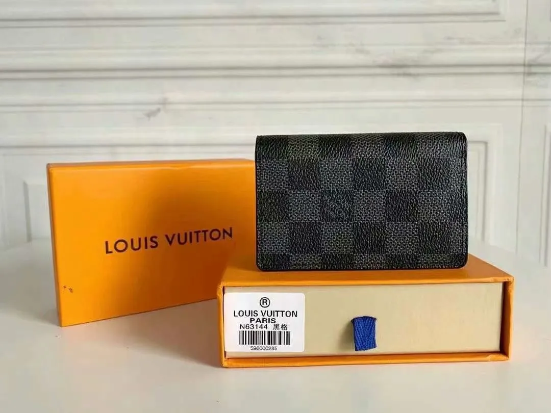 P90 Small Card Holder Louis Vuitton's pocket leather wallet has seven compartments, which can hold credit cards, bus cards, business cards, and even city maps. Damier canvas, leather-bound - two credit card compartments - four inner compartments - one outer compartment. Model M63144 Size 7X11.