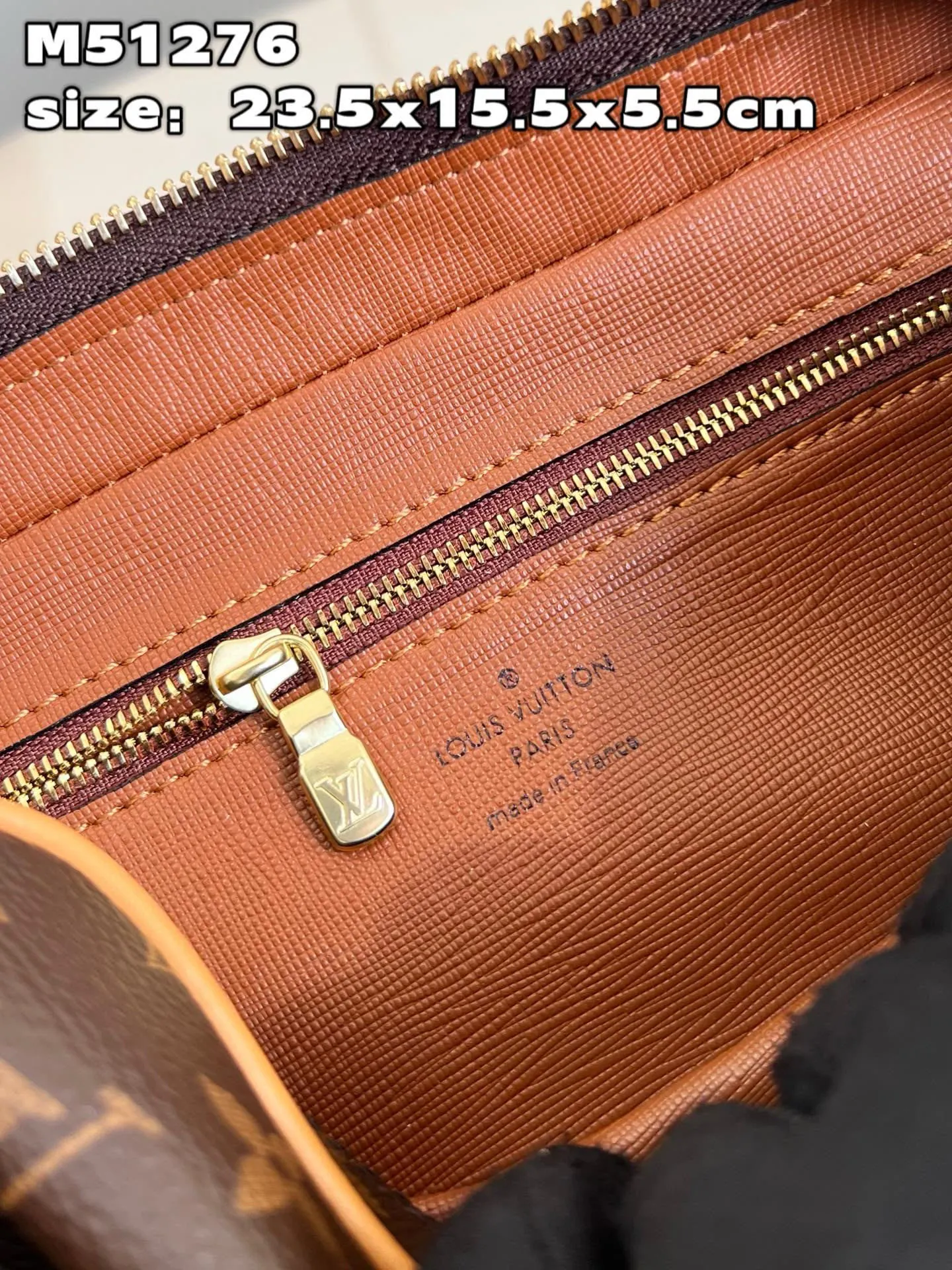 💰800 Top original order [Exclusive real shot M51276 Presbyopia] Small second-hand camera bag, crossbody bag, unisex, classic Monogram canvas with yellow leather trim, calm and elegant, one outside open pocket, zipper side pocket inside, adjustable shoulder strap to switch freely at any time, sufficient capacity for daily use! Size 23.5*15.5*5.5cm