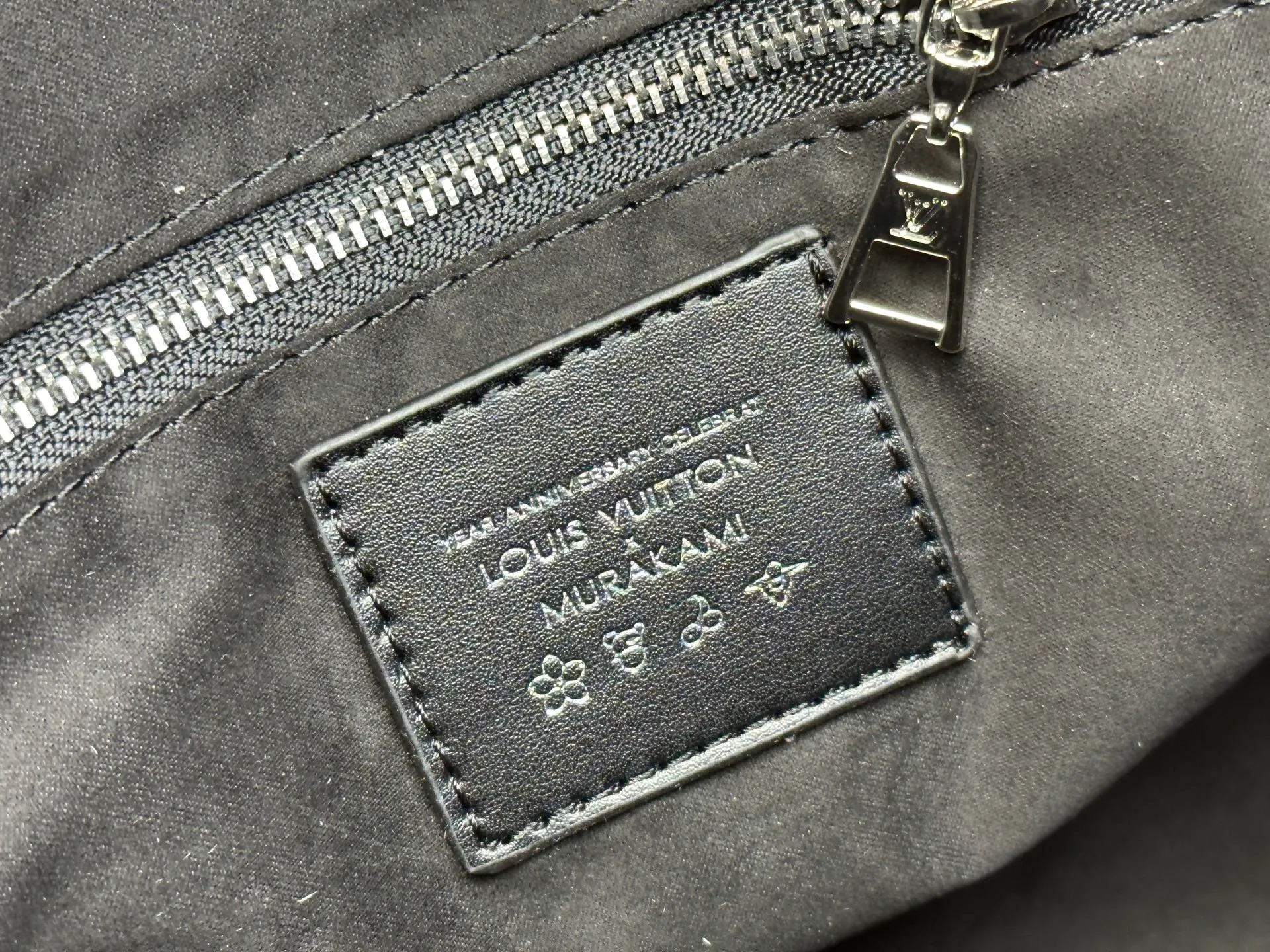 P340 M13079 New white three-color lv Louis Vuitton women's shoulder bag Murakami co-branded tote bag size 34