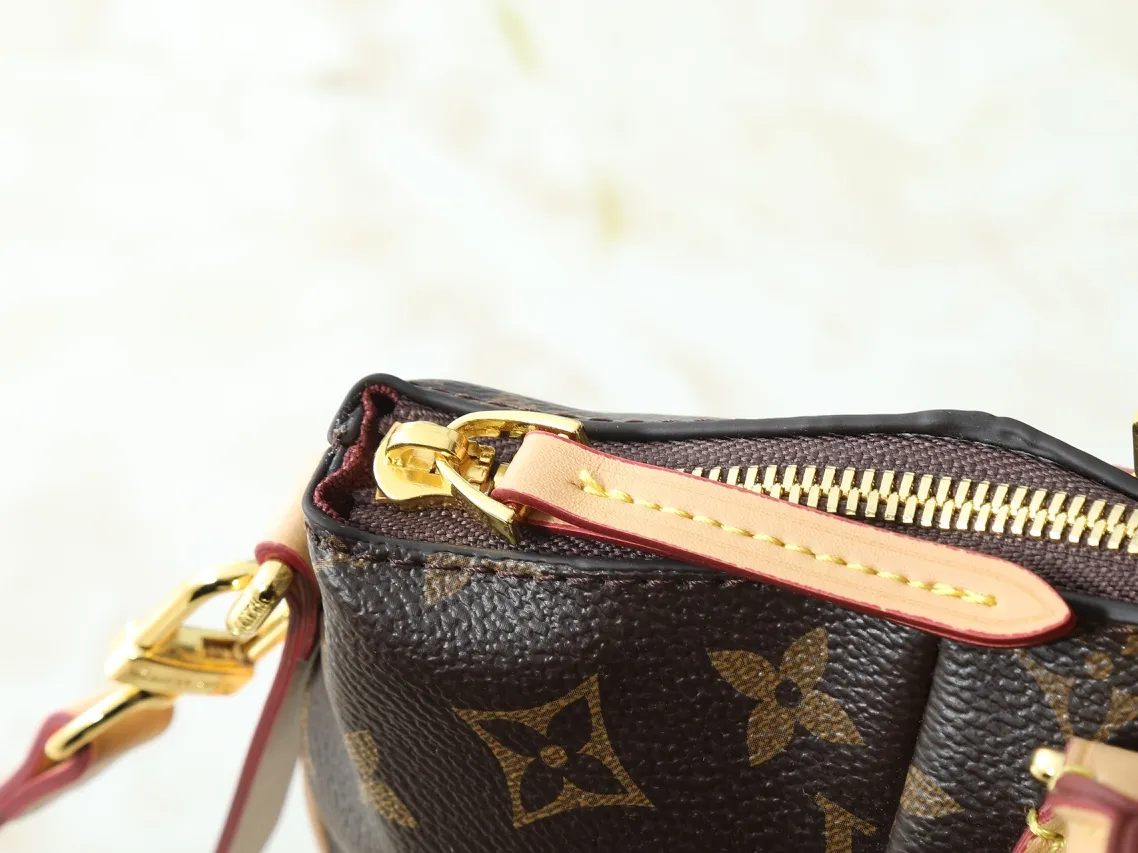 💰Large 260💰💰Small 240💰Upgraded original version🌹🌹🌹[Small size 48813, Medium size M48814] The Turenne handbag makes its grand debut, a new upgraded version, once again surpassing the market products, the thick floral material is soft and stylish💥💥If you know the goods, you should pay attention to the details. [So embarrassing] Made of imported discolored leather, upgraded hardware, shoulder strap style, shiny oil edges, M48813 small size: 36 x 24 x 13 cm M48814 medium size: 40 x 26 x 14 cm