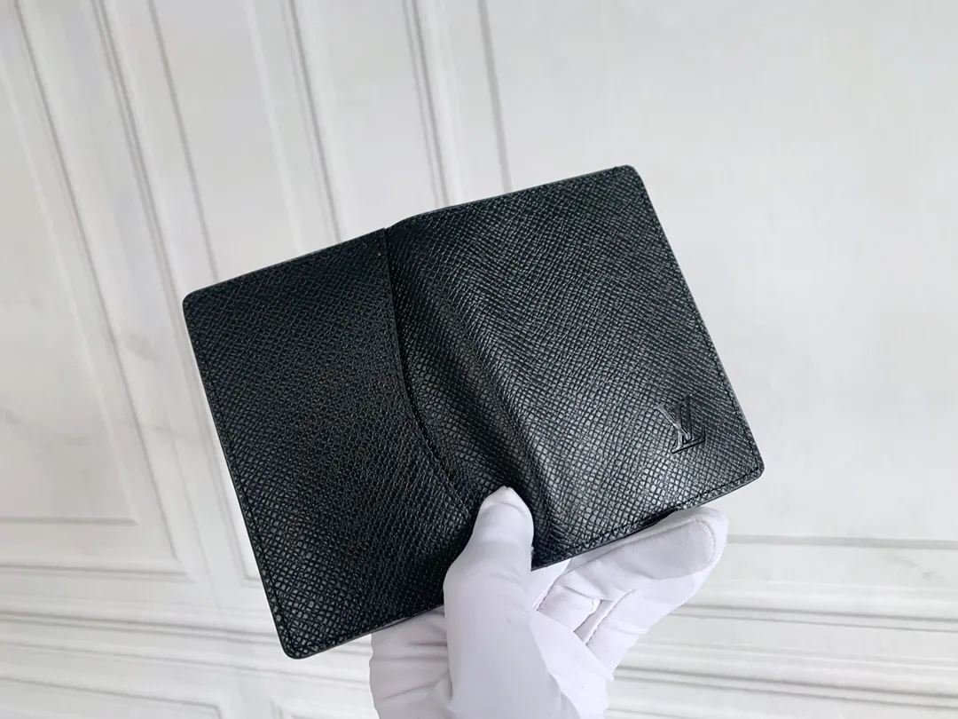 💰80 💎Small card holder Louis vuitton's pocket leather wallet has seven compartments, which can hold credit cards, bus cards, business cards, and even city maps. Damier canvas, leather-bound - two credit card compartments - four inner compartments - one outer compartment. ❤️ Model M63144 Size 7X11.