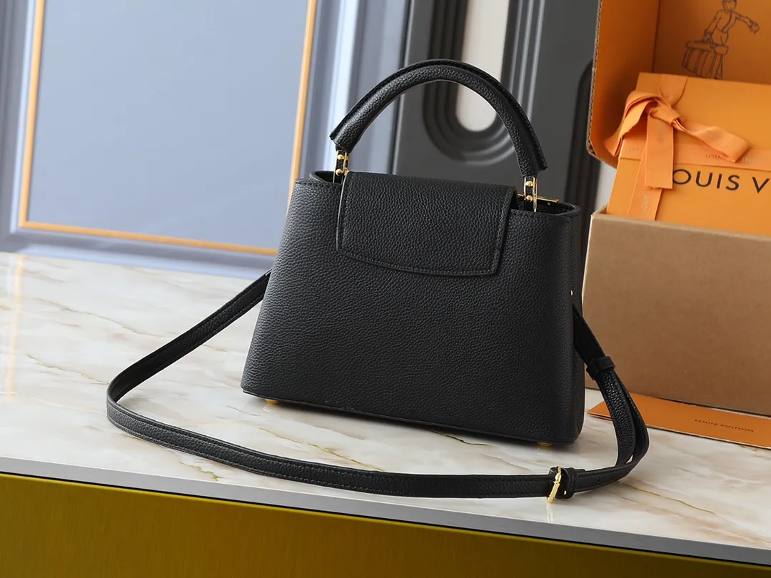 💰400💰Guangzhou goods Upgraded from the original M12135 M11964 M12751 This Capucines BB handbag is made of Taurillon cow leather, decorated with mixed metal rhombus Malletage elements on the upper edge, showing a gorgeous interpretation of the classic design. The flap allows for an external or internal style, the neat interior features multiple pockets, and the adjustable shoulder strap adds a cross-body option to the top handle. 27.0 x 17.3 x 9.0 cm (length x height x width)