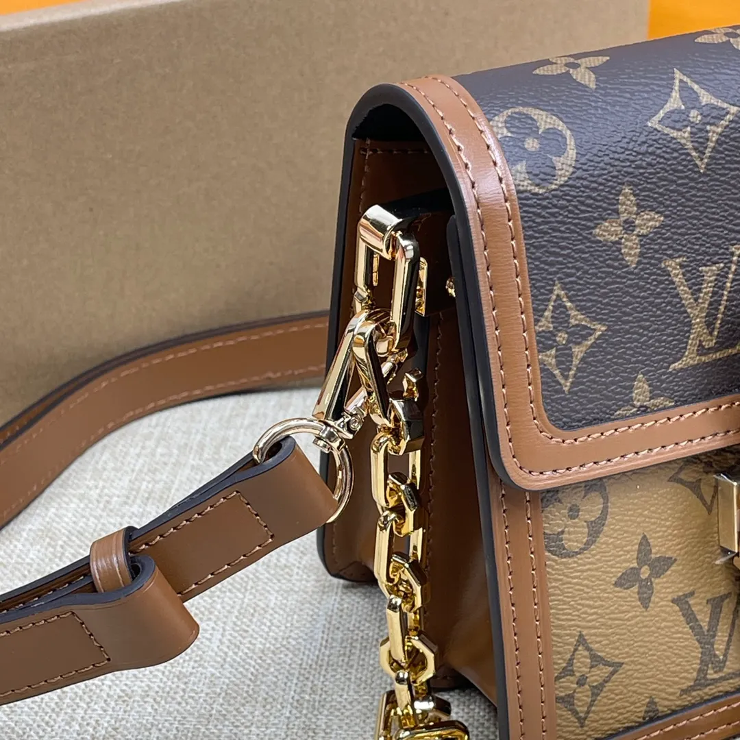 [Upgraded version] P560💰Upgraded version, with complete packaging M44580 L home new version of Daphne with chain ➕ shoulder strap This model has high quality matching details and ⚠️matching hardware! The addition of hardware buckles makes it more stable and fully upgraded! ! ! [Rose] size 20*15*9