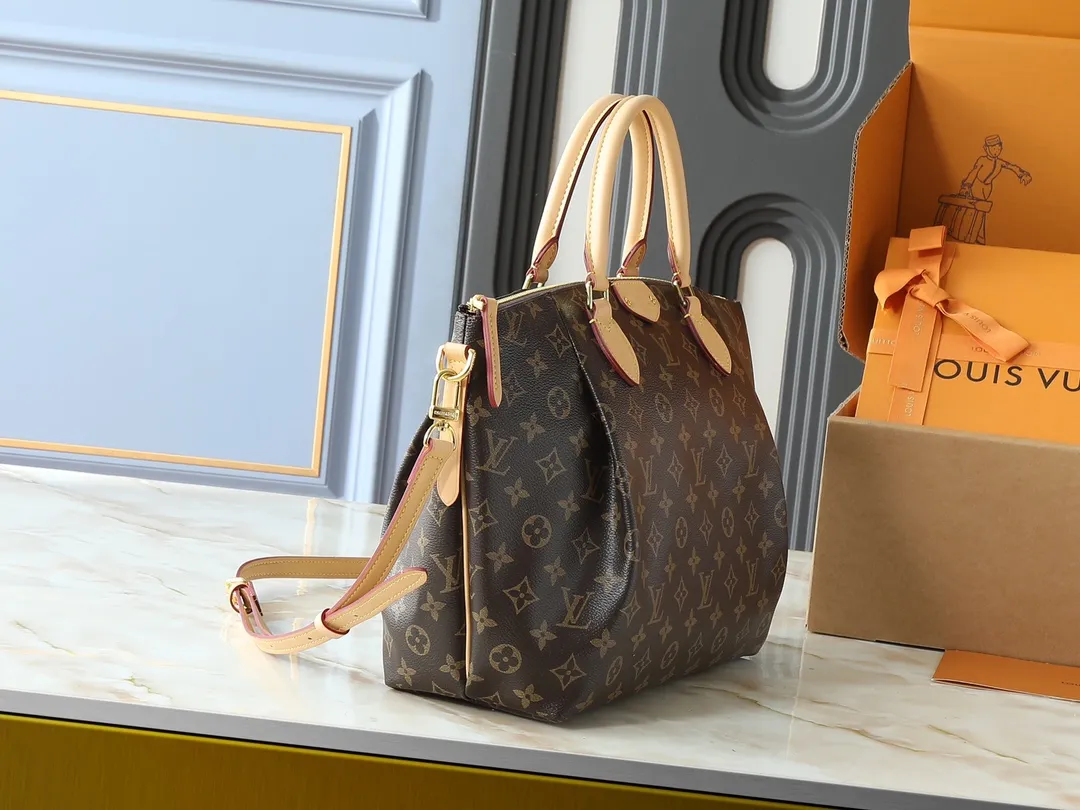 💰Large 260💰💰Small 240💰Upgraded original version🌹🌹🌹[Small size 48813, Medium size M48814] The Turenne handbag makes its grand debut, a new upgraded version, once again surpassing the market products, the thick floral material is soft and stylish💥💥If you know the goods, you should pay attention to the details. [So embarrassing] Made of imported discolored leather, upgraded hardware, shoulder strap style, shiny oil edges, M48813 small size: 36 x 24 x 13 cm M48814 medium size: 40 x 26 x 14 cm