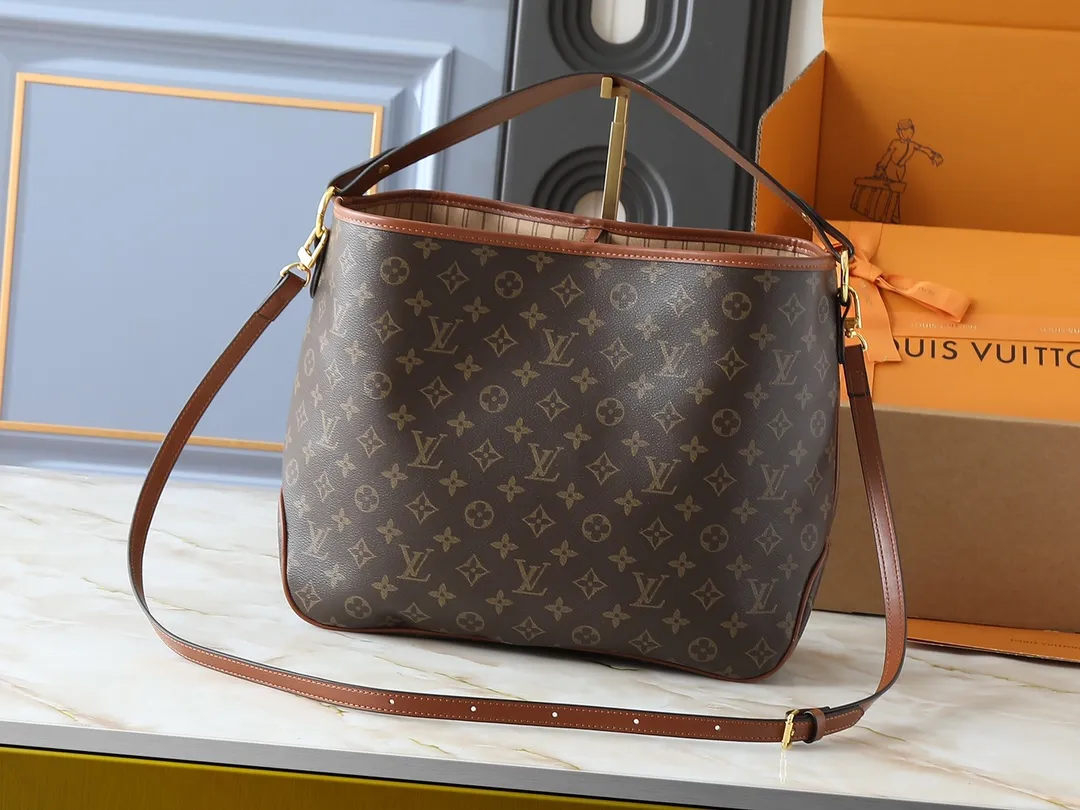💰220💰Upgraded from the original M40352 Internet celebrity popular second-hand bag GRACEFUL shopping bag with shoulder strap. Original monogram canvas texture. Exquisite pattern. Fashionable. Suitable for mixing and matching of various styles. Lightweight and large capacity design. Lightweight and practical. Dimensions: 46 × 30.0 × 13cm