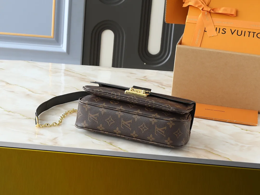 💰260💰Upgraded from the original M46199 M46201 M46200 M46127 M46126 This Marceau chain bag is made of Monogram Empreinte embossed leather, with a plain leather flap and soft leather lining. The signature S-lock clasp and chain add to the elegance, and there's room for a large wallet and iPhone Pro Max. Dimensions:24.5x15x6.5
