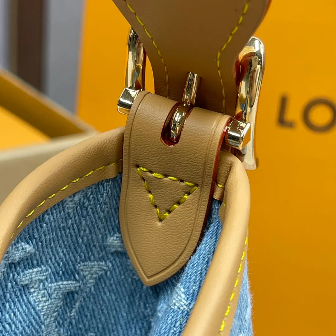 [Upgraded version] P600🐶Upgraded version. High quality. Semi-steel hardware ❣️M46203🐶 Comes with a complete set of packaging [Celebration] Denim denim series CARRYALL small handbag CarryAll small handbag is made of Monogram canvas and leather trim, making it a personal companion for urban life. The generous construction has a neat interior and a large interior pocket adds a functional element. Monogram canvas zippered clutch secured with leather strap. Dimensions: 29 x 24 x 12 cm