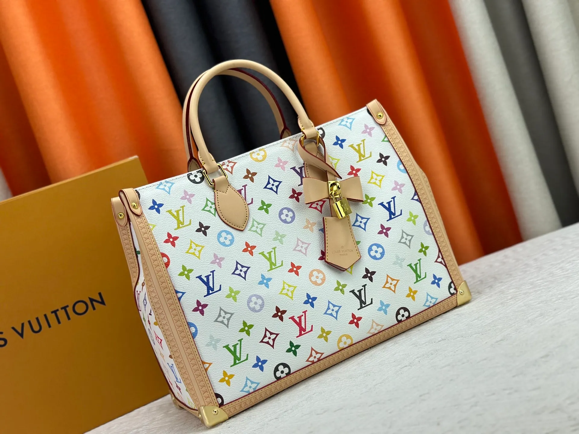 P340 M13079 New white three-color lv Louis Vuitton women's shoulder bag Murakami co-branded tote bag size 34