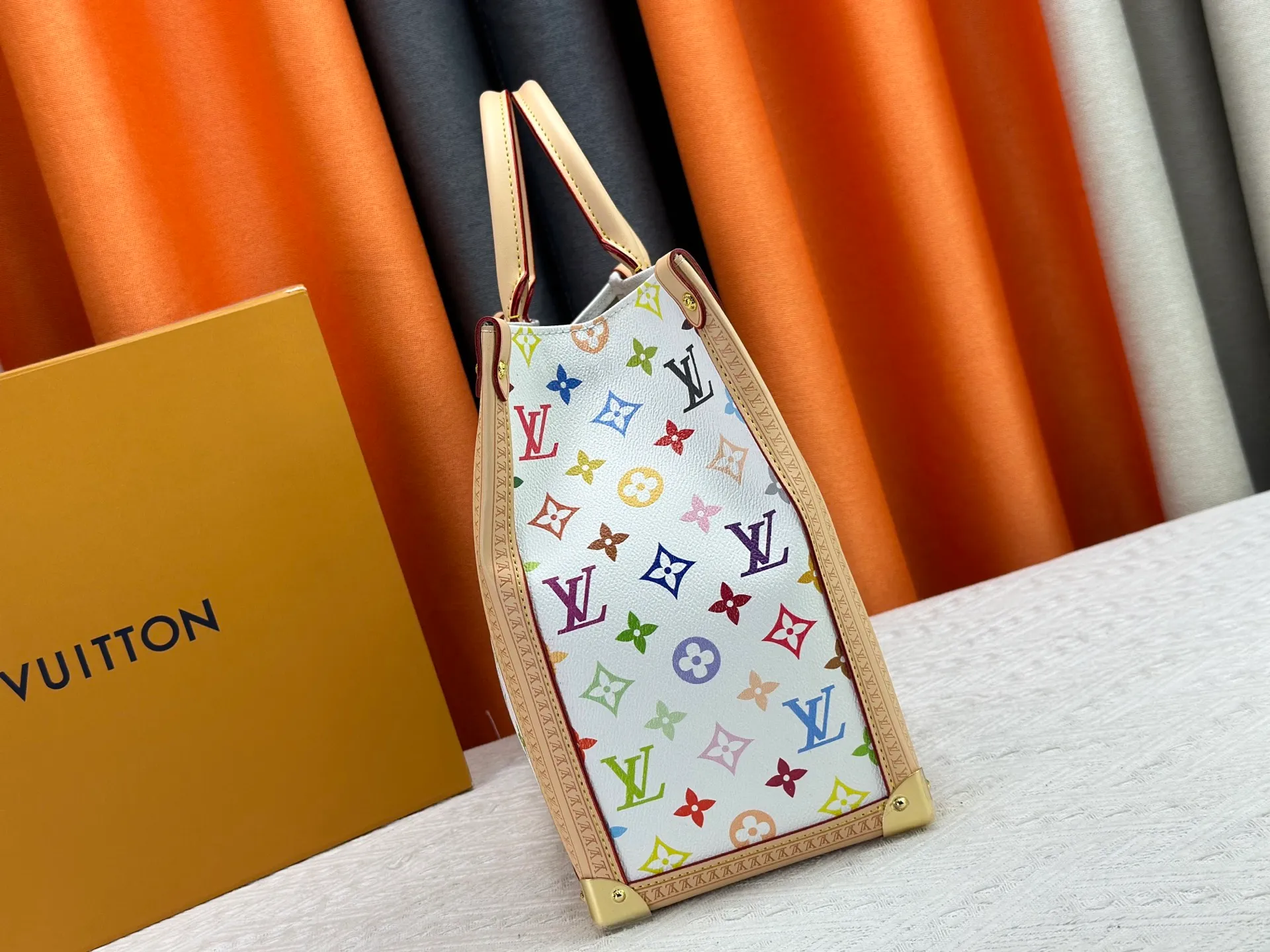P340 M13079 New white three-color lv Louis Vuitton women's shoulder bag Murakami co-branded tote bag size 34
