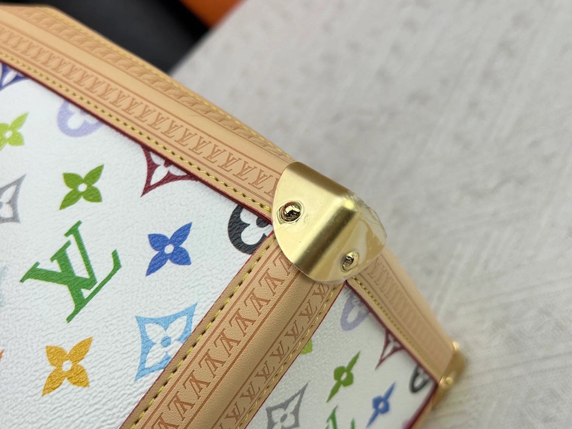 P340 M13079 New white three-color lv Louis Vuitton women's shoulder bag Murakami co-branded tote bag size 34