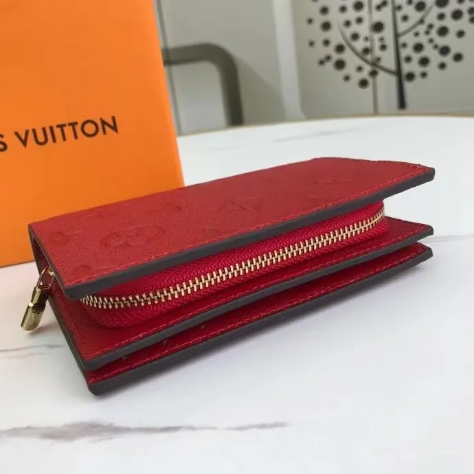 P150M80152 This Cléa wallet is made of Monogram Empreinte soft grained cowhide, embellished with Louis Vuitton's iconic Monogram embossed pattern. It has a stylish design, is exquisite and compact but has a spacious capacity. It is equipped with an external patch pocket, zipper coin pocket, banknote compartment and six credit card slots. Dimensions: 12 x 9 x 3.5 cm (length x height x width